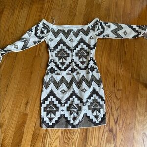Elegant Black and White Long Sleeve Dress